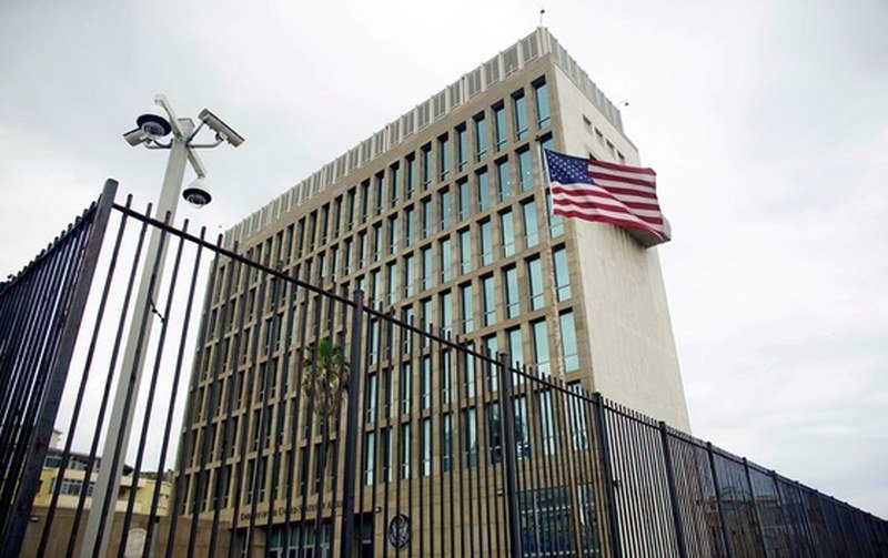 Najmanje 21 američki diplomata je iskusio simptome poput oštećenja mozga i gubitka sluha na Kubi
