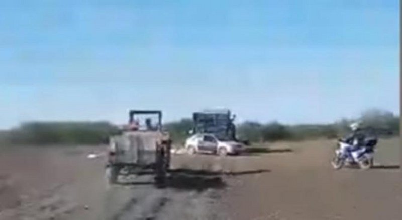 Mad Max na slavonski način: Na traktoru bježao policiji dva sata (Video)
