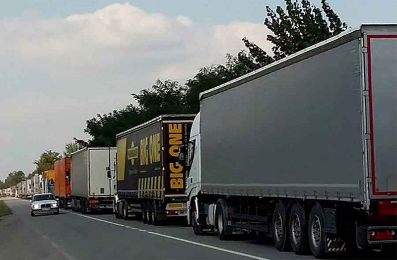 U prikolici kamiona iz Belgije albanska policija u Draču pronašla 3,4 miliona evra