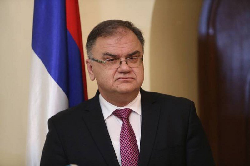 Ivanić traži dokaze od Dodika da se prisluškuje Vučić