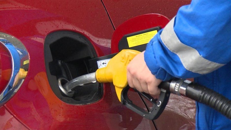 Srbija - Bura na tržištu nafte, vozači negoduju zbog rasta cena