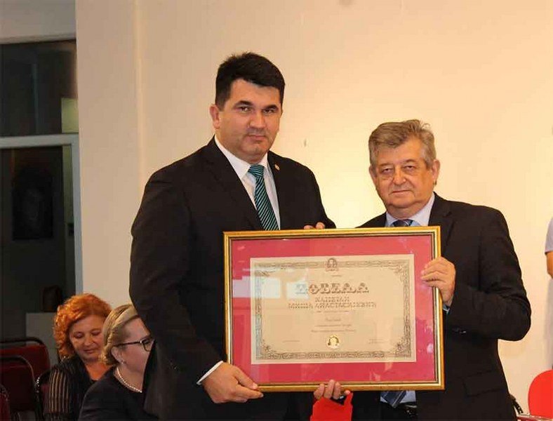 Prvi čovjek Lopara Rado Savić proglašen za najuspješnijeg načelnika u regionu