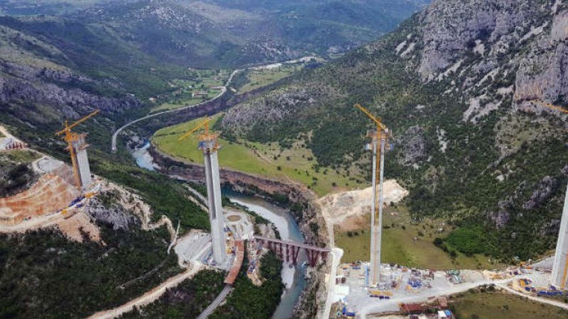 Gradi se u zraku: Najveći most na prostoru ex Jugoslavije bit će spojen do aprila iduće godine