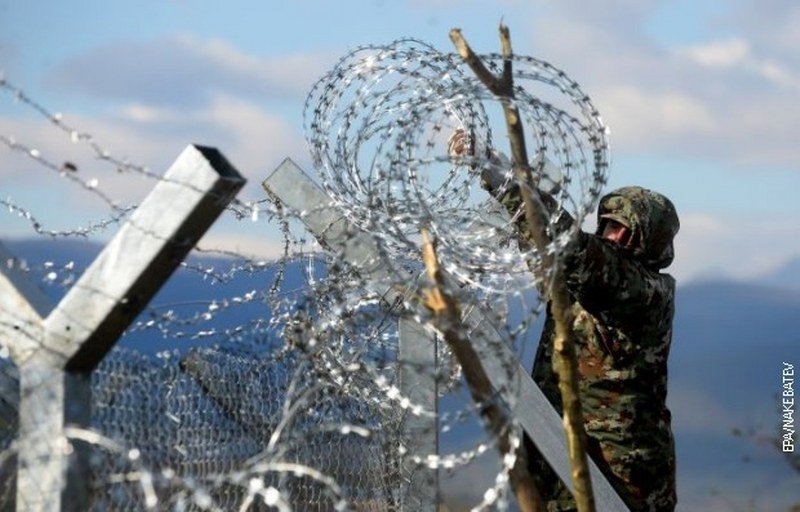 Makedonska vojska hicima u vazduh sprečila ulazak migranata