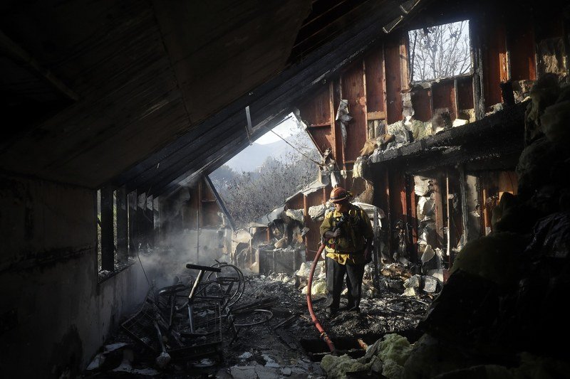 Vatra nastavlja da pustoši Kaliforniju - Broj žrtava porastao na 25