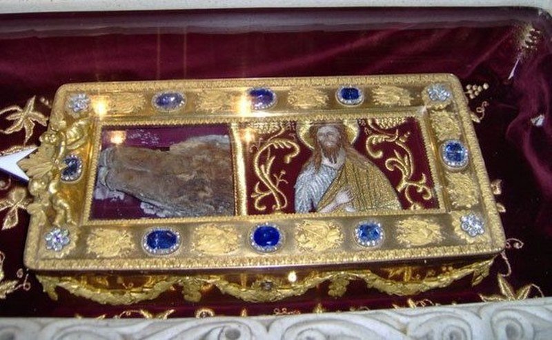 Sudbina ruke Svetog Jovana Krstitelja, ruke koja je krstila Isusa