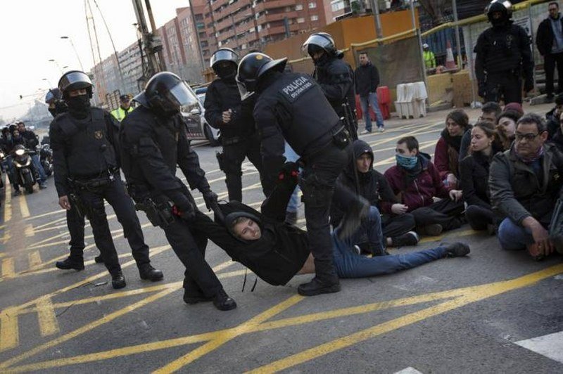 Haos u Kataloniji - Blokirani putevi