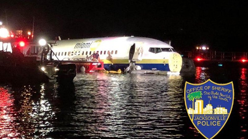 Drama na Floridi - Avion sa više od 130 putnika sletio na rijeku