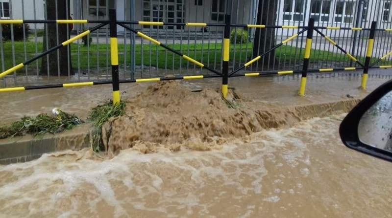 Ovi dijelovi Srbije su poplavljeni (Video)