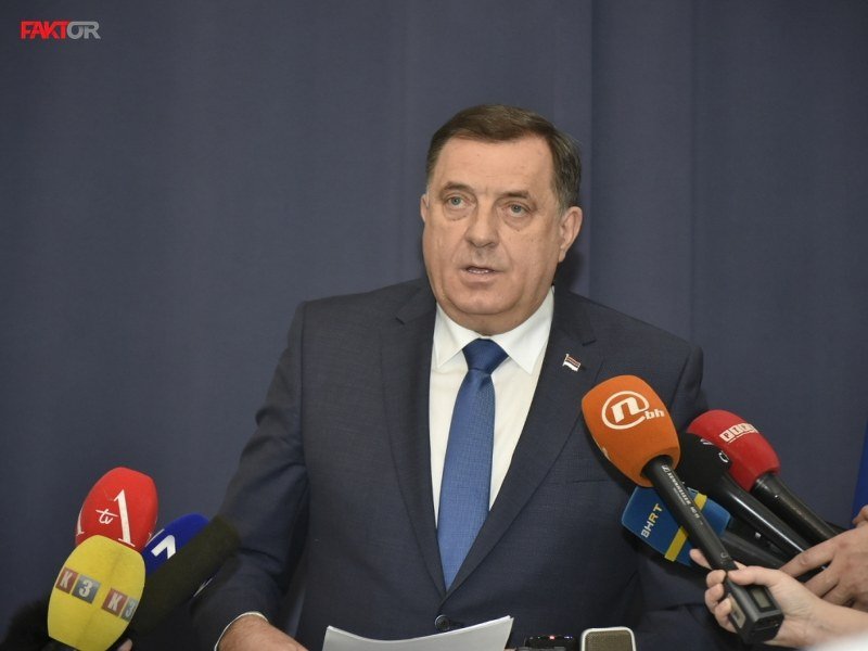 Strah od sankcija: Kako se Dodik pokušava sakriti iza građana i institucija RS-a