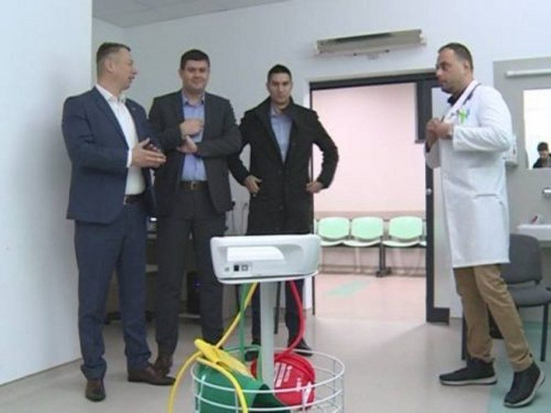 Direktor Bolnice -Srbija- u Istočnom Sarajevu odmah da podnese ostavku