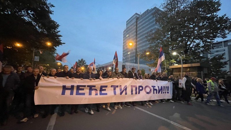 Kako je opozicija iz Republike Srpske godinama trošila energiju građana neiskrenim protestima (Foto)