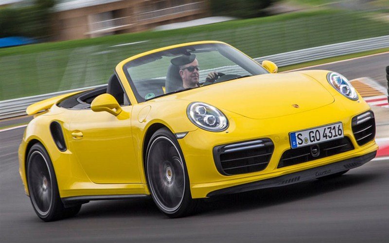 Koliko Porsche zaradi na jednom automobilu?