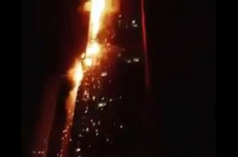 Dubai: Ugašen požar, trenutno -hlađenje- oblakodera