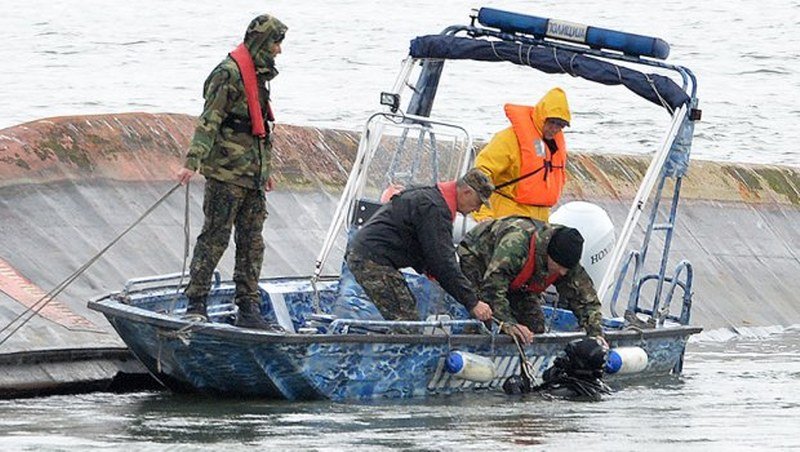 Detalji jezive nesreće na Dunavu: Majka se utopila dok je pokušavala da spase sinčića (4) (Video)