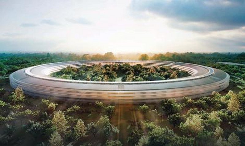 Ajfon 8 stiže 12. septembra u novom parku posvećenom Džobsu