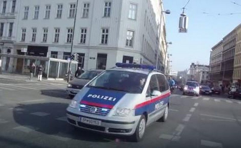 Krvava tuča u Beču: Avganistanac nasmrt izbo mladića iz Srbije!