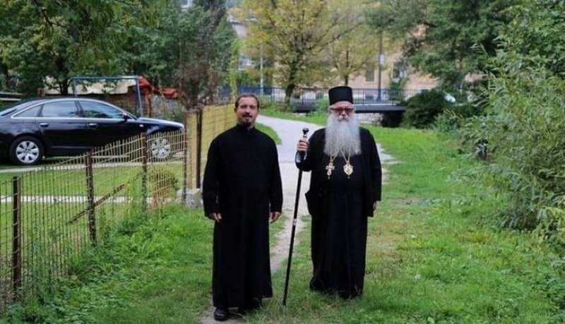 Bačena bomba na audi vladike Hrizostoma