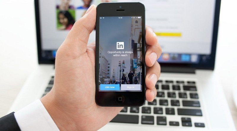 Zašto LinkedIn dozvoljava objavljivanje džihadističkih predavanja?