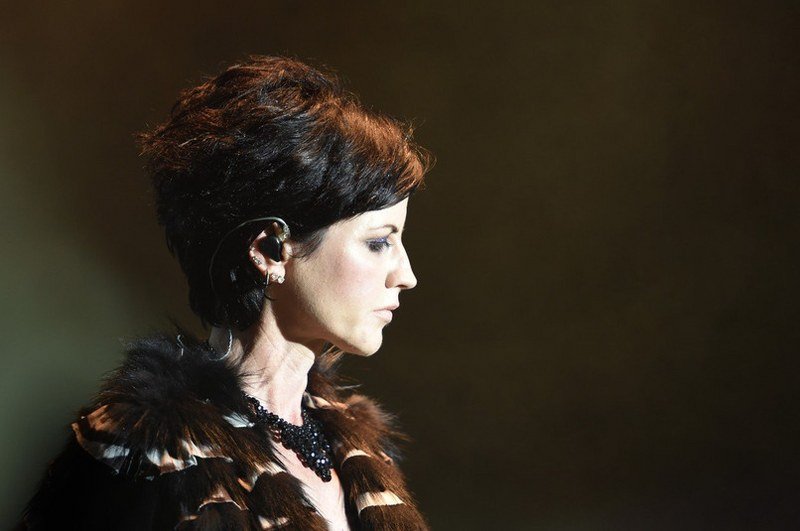 Umrla pevačica grupe The Cranberries (Video)