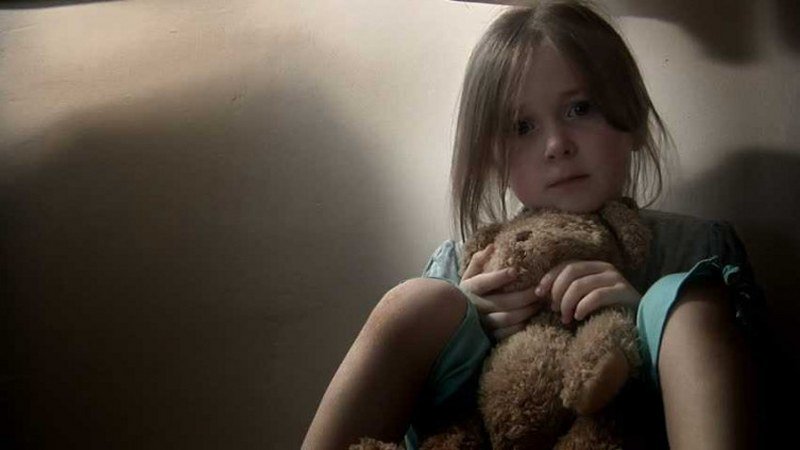 Cazin u šoku: Otac seksualno napastvovao desetogodišnjakinju