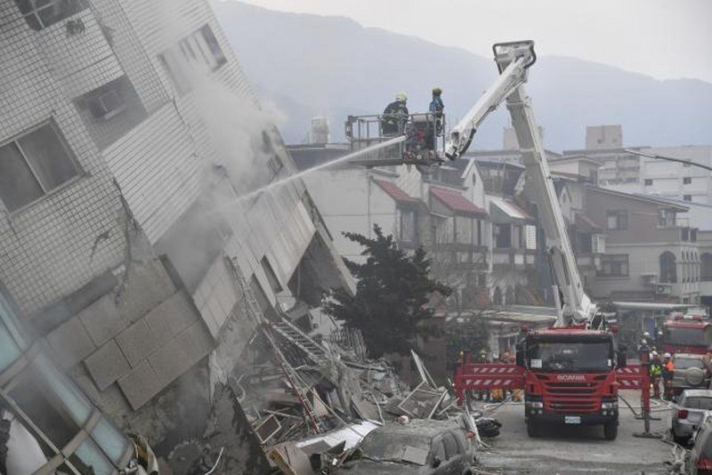  Tajvan: Broje se mrtvi, traže nestali, a zemlja se trese (Foto)