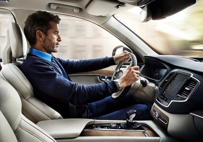Volvo će vas sam odvesti kući ako zaspite za volanom (Foto)