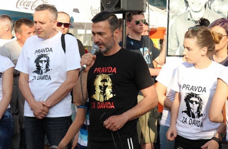 Banja Luka: Davoru Dragičeviću, ocu ubijenoг Davida, uručena tužba za klevetu (Foto)