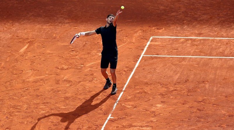 Tim lako pobijedio umornog i povrijeđenog Zvereva