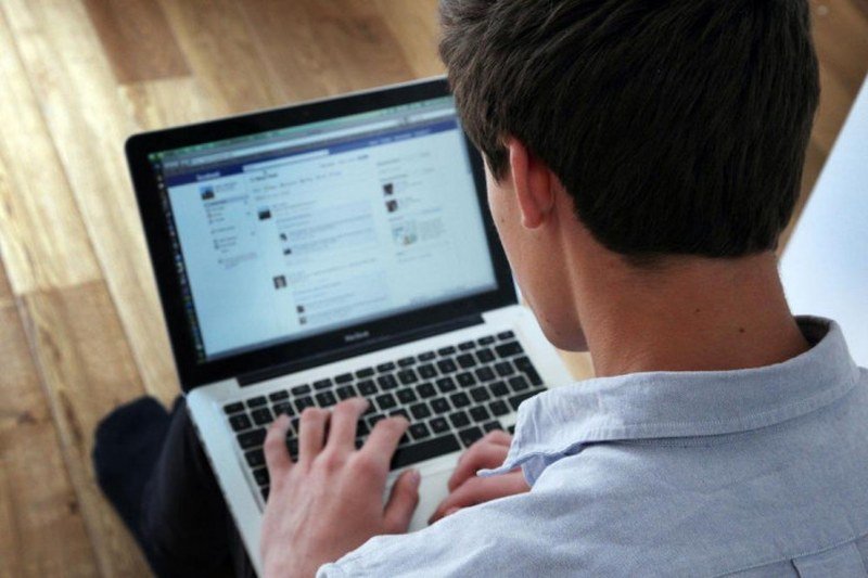 Fejsbuk počinje naplaćivati članstvo u grupama