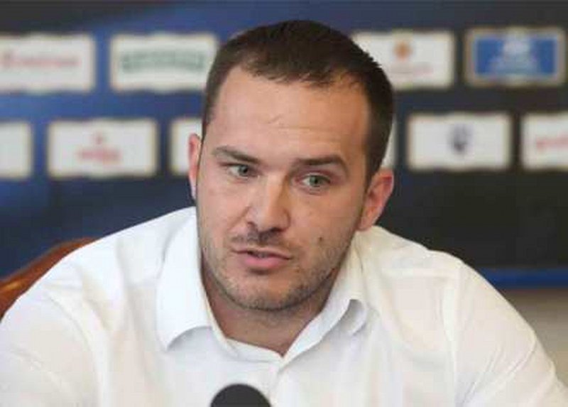 -Banjalučki Arkan- je Dodikov sestrić Vico Zeljković; Pitanja za Moćnu Mamu: Ko je potezao pištolj u Prnjavoru?