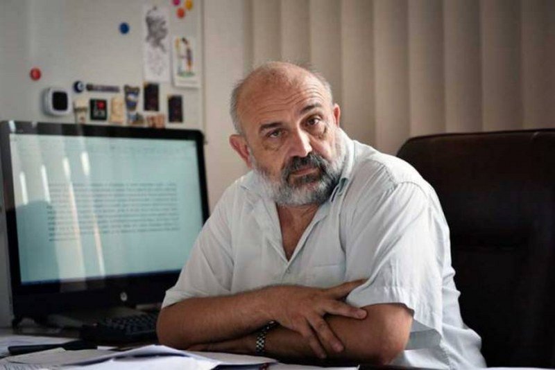 Da li je Karanu zabranjen rad?!