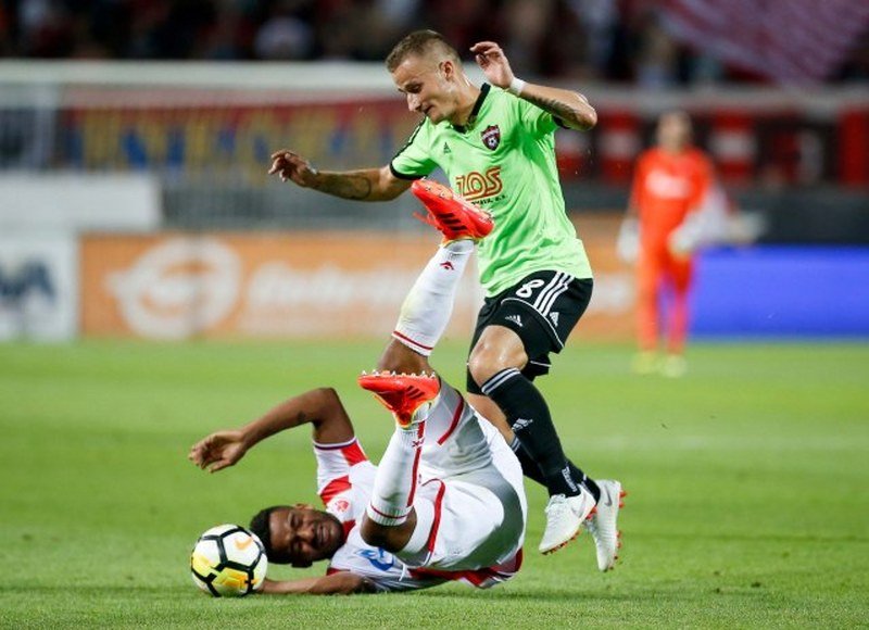 Zvezda primila gol, u Trnavi mora na pobedu za Evropu!