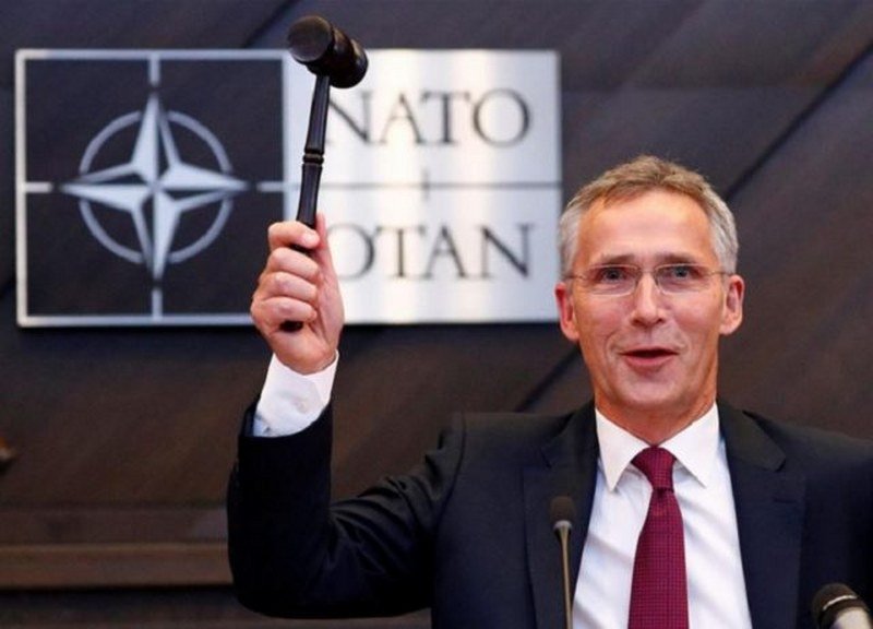 Demokratija - Za kritiku NATO pakta 12 godina robije!