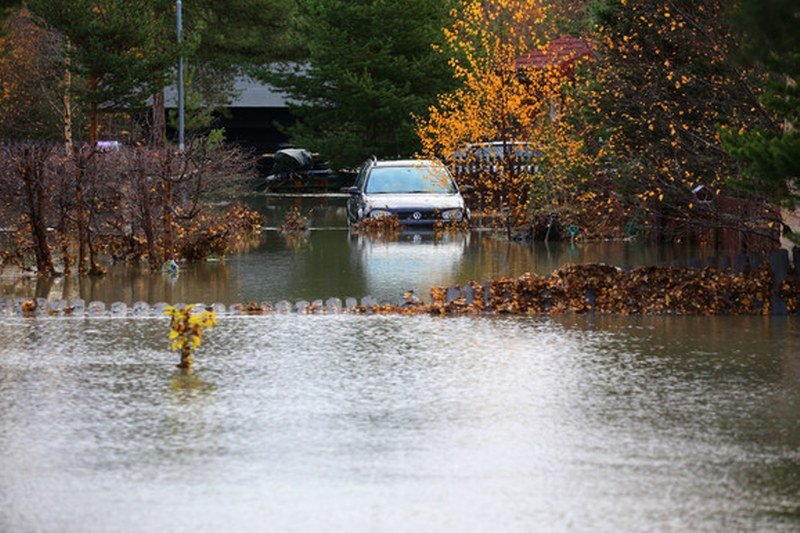 Evakuacija u Norveškoj: Obilne kiše i otapanje snega uzrokovale poplave (Video)
