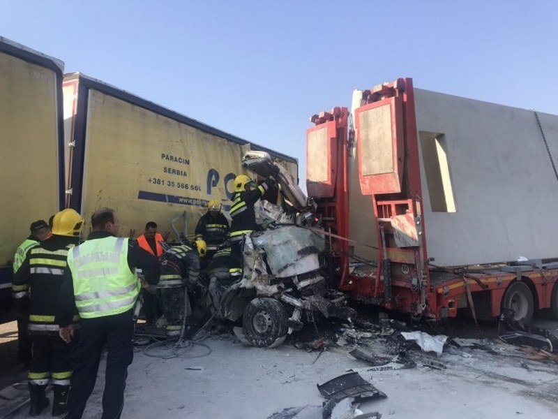 Užas na autoputu Beograd - Niš: Šest poginulih, 27 povrijedjenih
