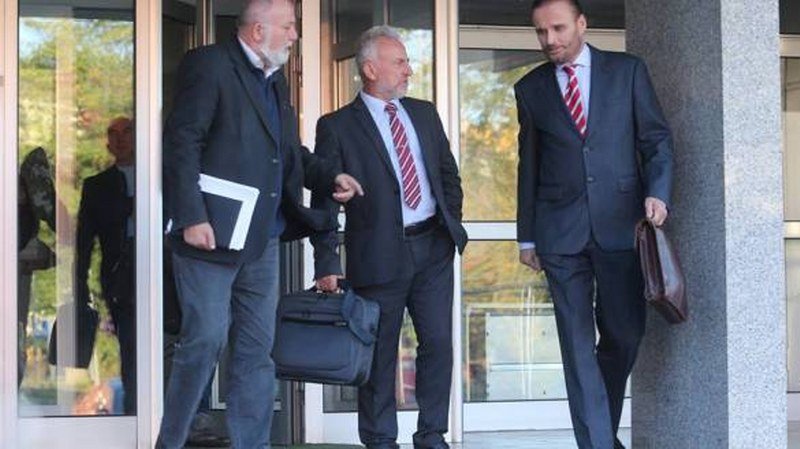 Vjerovali ili ne - Razjurenom tzv.Advokatskom timu smetali Davidov otac Davor Dragičević i bloger Slobodan Vasković