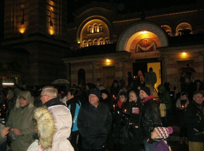 -Pravda za Davida- 303.dan: Proradio inat - Ispred Hrama Zaim Šibić i Janko Testeni, koje je sinoć uhapsila Lukačeva policija (Video)