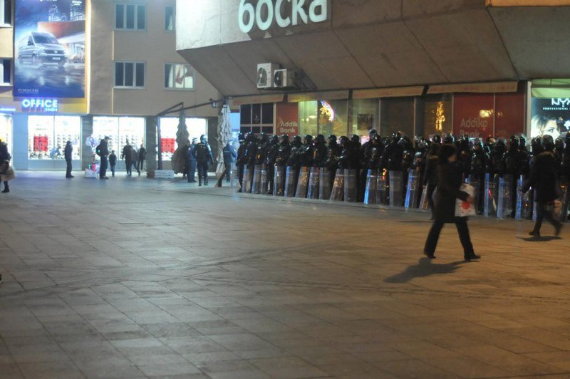 Dodikova i Lukačeva policija u Banjaluci zabranila okupljanja - Građani uporni traže odobrenje za dva javna skupa