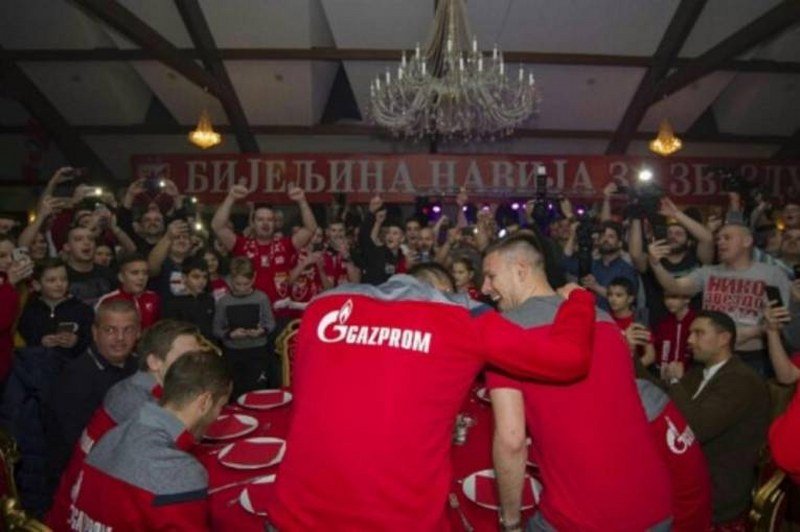 Bijeljina navija za Crvenu Zvezdu - Veče 1000 -Delija- u etno selu -Stanišići- (Video) 
