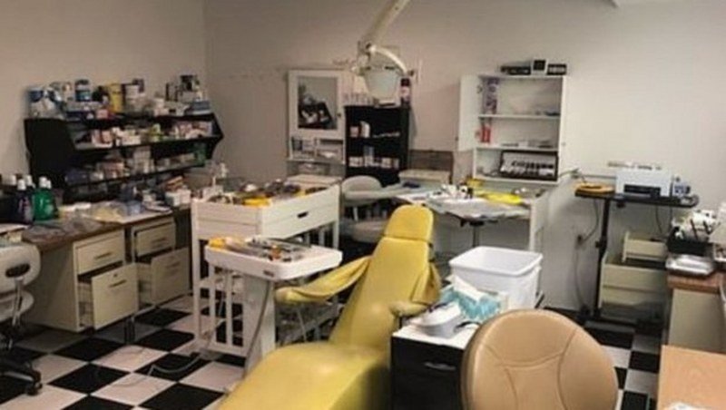 Crnogorac uhapšen u SAD - Držao ilegalnu ordinaciju, opremu nabavljao preko Ibeja