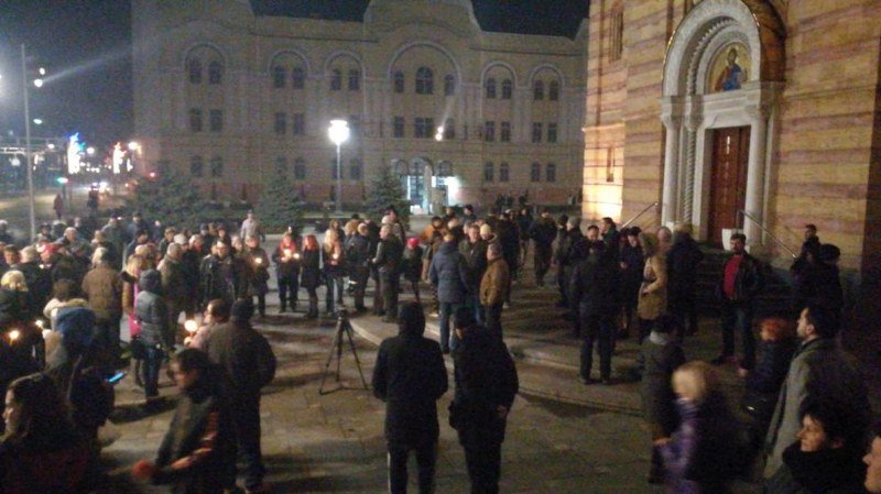 -Pravda za Davida- 364.dan: I večeras sa svijećama ispred Hrama - Sutra godišnjica okupljanja (Video)