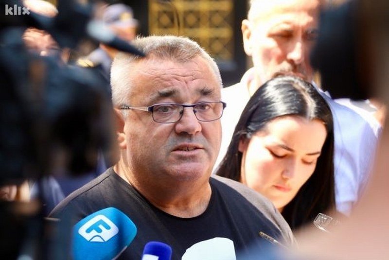 Otac ubijenog Dženana Muriz Memić podržao Mektića - Pridružimo se prosvjedima pred VSTV-om BiH – To je posljednja šansa!