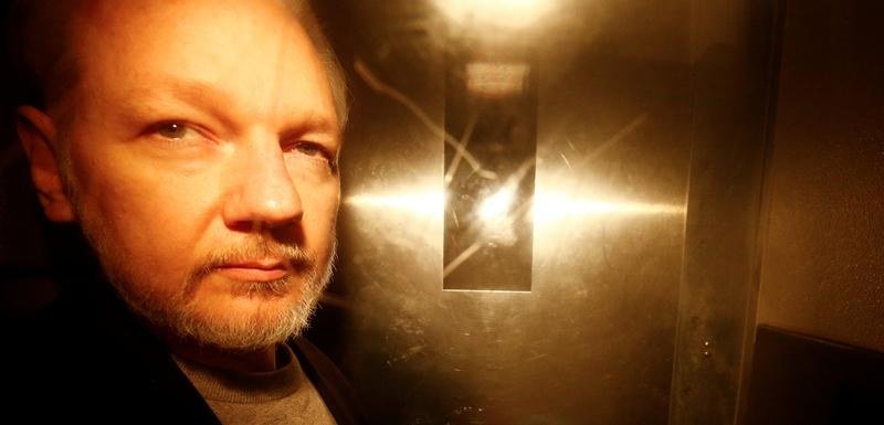 Asanž najavio borbu protiv izručenja SAD-u, sudija najavio dug proces