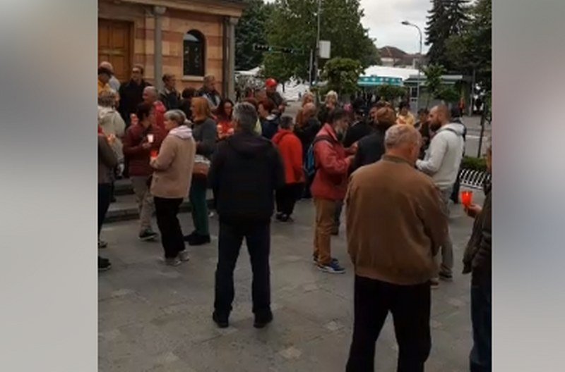 -Pravda za Davida- 431.dan: -Dane ne brojimo, jer borba za Davida postaje vječna, naša borba za pravdu se nastavlja- (Video) 