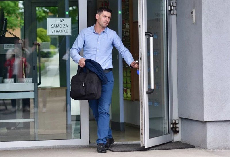 Policija u Krajini pojačala kontrolu oko kuće Aleševića nakon prijetnji sinu