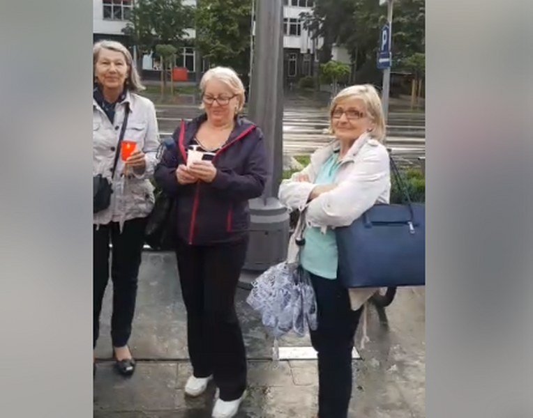 -Pravda za Davida - 429.dan - Lukaču,nećeš nas otjerati ispred Hrama, nikada nećemo odustati, pa privodi i piši prijave- (Video)