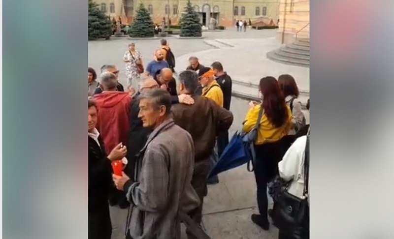 -Pravda za Davida- 433.dan: -Svi koji su umiješani u ubistvo Davidovo i prikrivanje nalogodavaca i ubica plaše se samo Davora- (Viideo)