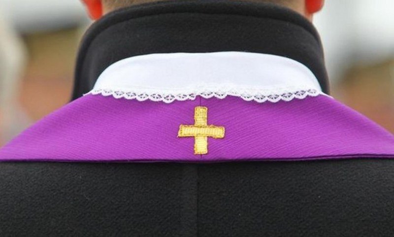 Novi pedofilski skandal - Sveštenici su nas silovali na satanističkim zabavama 