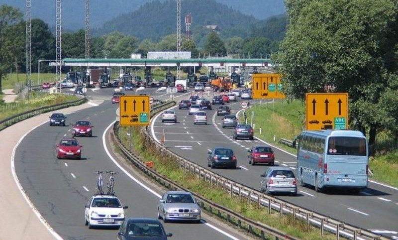 Građani tvrde da Slovenci varaju - Lažno prijavljuju nestanak 7-dnevnih vinjeta
